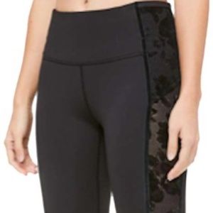Wunder Under HR Crop  Flocked